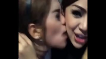 Lesbi Sex Scandal Porn Looks Like Dj Yasmin